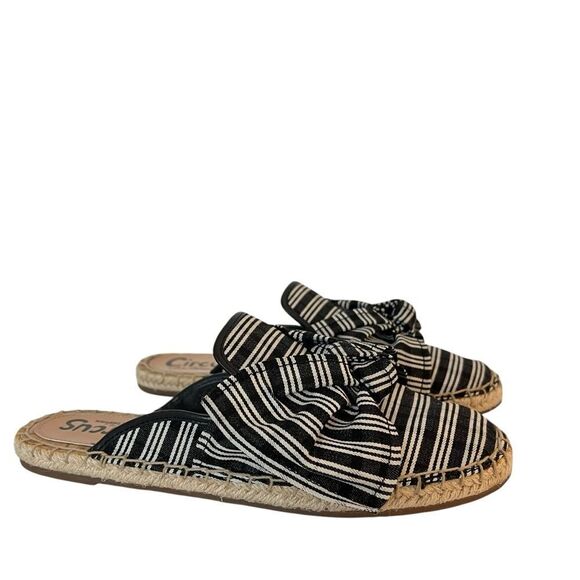 Circus by Sam Edelman Lulu Black & White Bow Striped Sandals size 7 - Picture 1 of 11